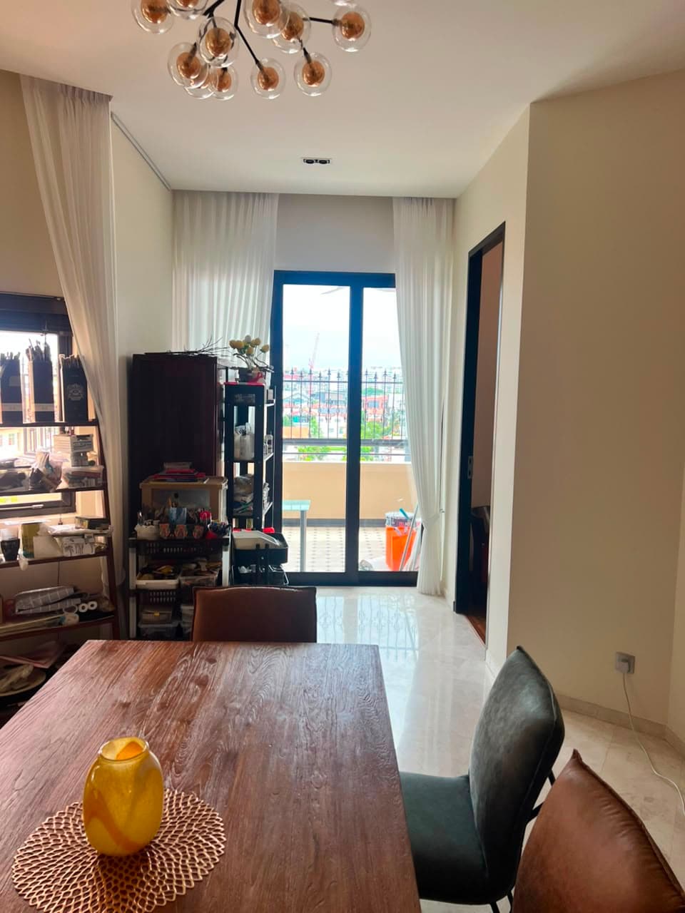 Day curtains in a Bayshore Road condo
