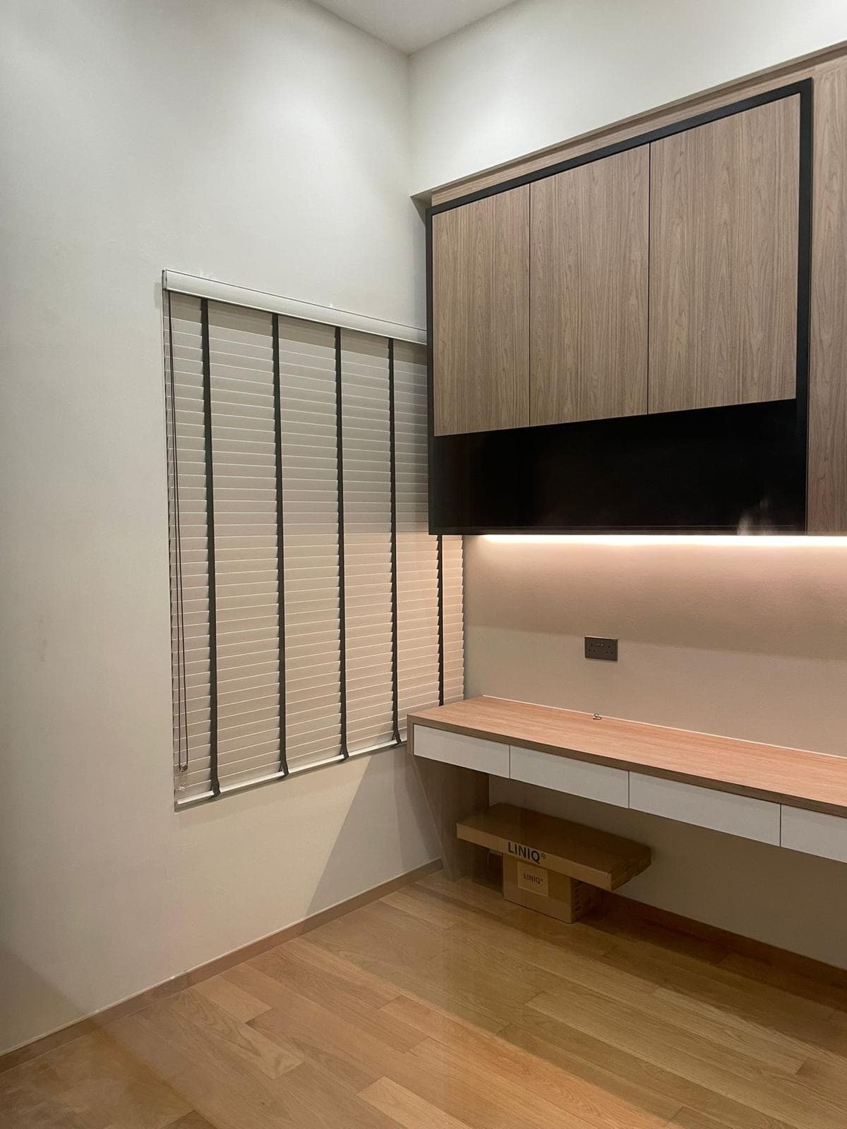 Venetian Blind Premium